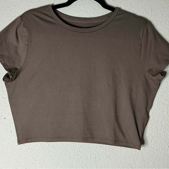 Hollister Brown Crop Boxy Tee Short Sleeve - Picture 1 of 4